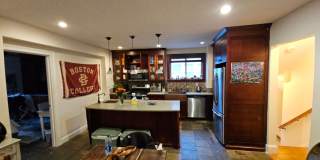 BC Rental, Move in by Aug 24th! Luxury Apt w. Laundry in unit! Gallery 1