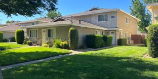 Nicely updated 2/1 Gallery 1