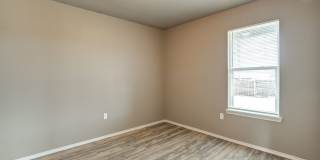 Cozy 3 bedroom Home Gallery 15