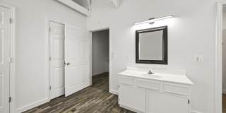 1010 North Molly Court Gallery 21