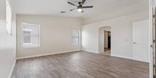 18024 W Maui Lane Gallery 28