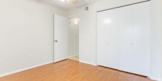 1927 E Hampton Ave Gallery 12