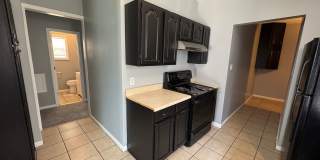 Near Eastside 3 Bedroom 2 Bath with Central air Gallery 15