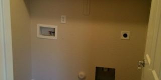510 E Kent Avenue Gallery 27