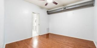 440 Walnut St Gallery 20
