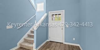 Beautiful 2 Bed, 3 Bath Home Just Off Weddington! Gallery 6
