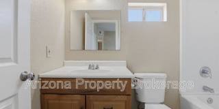 607 W. Rio Salado Pkwy. Gallery 11
