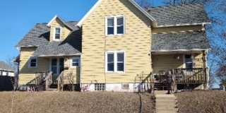 902-904 Swift Avenue - 902 - lower Gallery 1