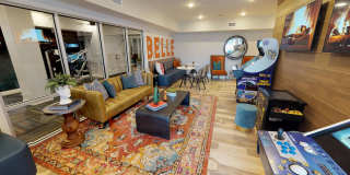 Student Housing - Luxe Belle Gallery 7