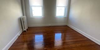 NO FEE Brand New Beautiful Split 2 bed with Stainless Kitchen, New Floors Sunny NICE ONE!  NO FEE Gallery 3
