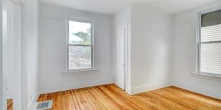 444 N Broad St Gallery 7