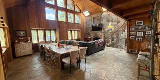 1196 Willow Ln Gallery 1