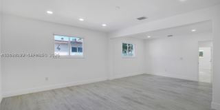 1825 NE 197th Ter Gallery 15