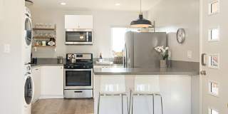 Beautiful 2 beds 1 bath apartment in Point Loma Gallery 10