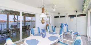 ** SMOKEHOUSE BAY OF MARCO ** 2/2 SEASONAL UNIT ON MARCO ISLAND AVAILABLE ** BEST WATERWAY VIEW HERE ** Gallery 40