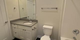 The Maxwell Downtown Des Moines Gallery 79