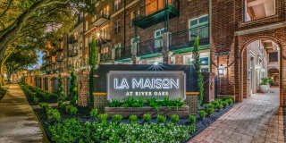 La Maison Gallery 12