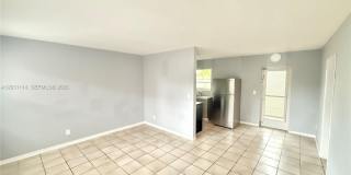 2917 Middle River Dr Gallery 2