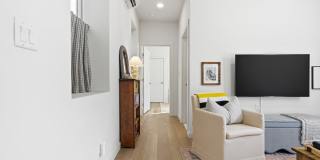 3510-3516 Butler St Gallery 16