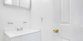 Adorable 3 Bedroom Ranch In Durham Gallery 27