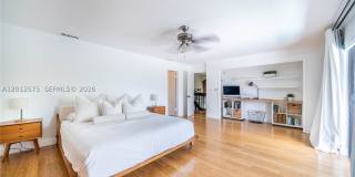 330 SW 133rd Pl Gallery 40