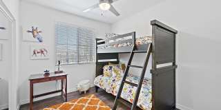 Levante Apartments Homes Gallery 14