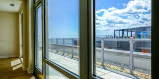 River Point Gallery 16