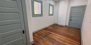 485-487 W 3rd. St. Gallery 13
