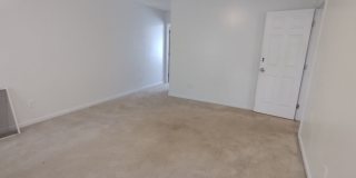 Room in 4 Bedroom Home at Genlee Dr Gallery 22