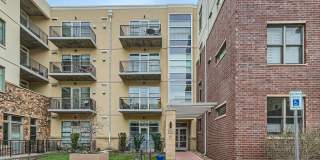 2-BDR Retreat with Rooftop Pool & Gym Gallery 29