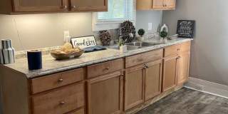 COMING SOON! Spacious 2 bed House! DEPOSIT-FREE Renting option thru OBLIGO! Deposit Alternative available. Gallery 1