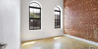 753 Lexington Avenue Gallery 2