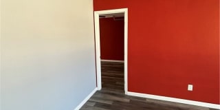 8523 Cedar Street Gallery 10
