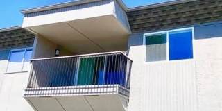 Freshly remodeled 3br/2ba with attached 2 car garage close to USD! Gallery 15