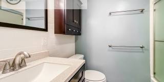 Cute 3 Bed 1 Bath Near Rice Park Gallery 8