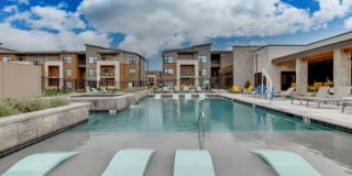 The Avante Gallery 2