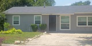 5802 Magnes Ln Gallery 1