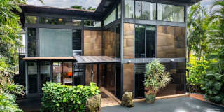 Tantalus Glass House: Modern Luxury with Stunning Honolulu Views  Lanai Gallery 1