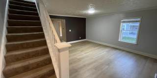 332 E Lincoln St Gallery 2