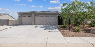 INVITING BACKYARD OASIS Gallery 1