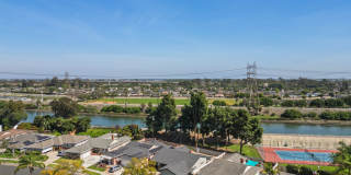 Spacious Upgraded Home in Prime Long Beach! Gallery 46