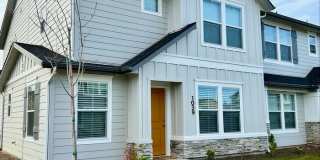 1017 East Lockhart Street Gallery 14