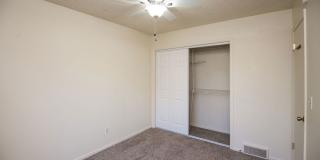 Spacious 4 Bedroom in Mid-Town Fort Collins Gallery 16