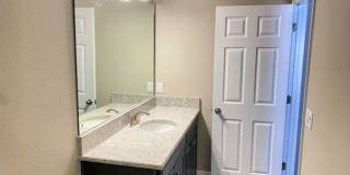 Amazing 5 bedrooms/4 full baths brand New SMART home in beautiful new Tampa community! Gallery 22