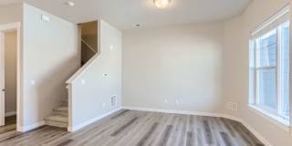 Beautiful 3 Bed 2.5 Bath Townhome with 2 Car Garage in Longmont Beautiful 3 Bed 2.5 Bath Townhome with 2 Car Garage in Longmont Gallery 15