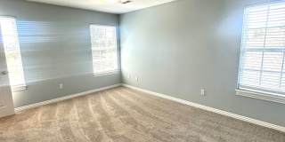 Large 3 BR 2.5 BA In Bentonville! Gallery 14