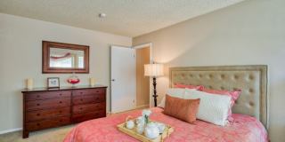 The Knolls at Sweetgrass Apartment Homes Gallery 26