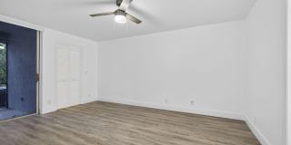9746 Nickels Boulevard Gallery 21