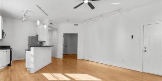 1901 E Broad St Gallery 6