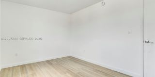 620 SW 10th St Gallery 11